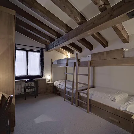 Apartmán Chesa Murtiroel - *